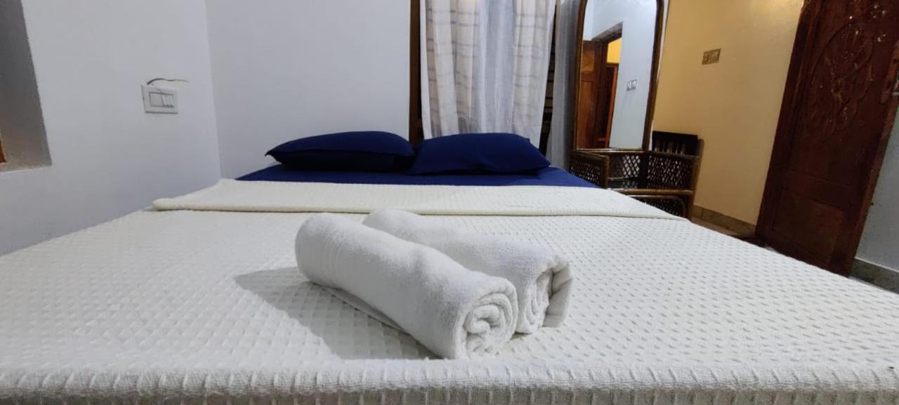 Hostel Calaila Varkala Ngoại thất bức ảnh