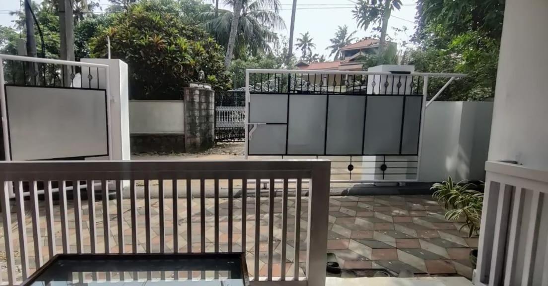 Hostel Calaila Varkala Ngoại thất bức ảnh