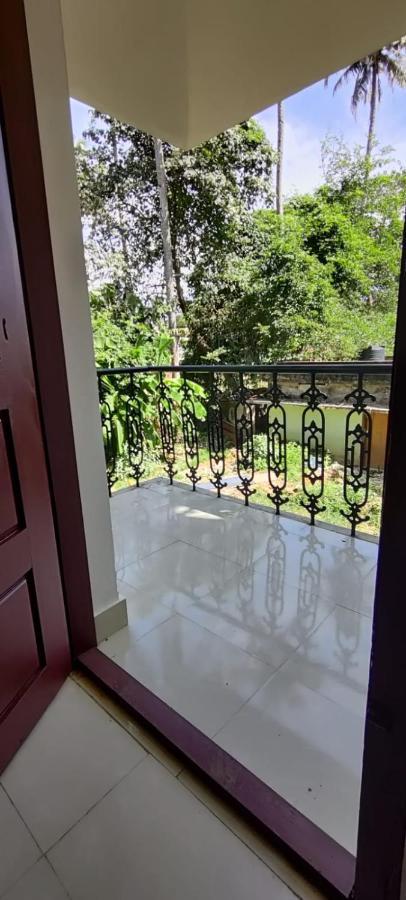 Hostel Calaila Varkala Ngoại thất bức ảnh