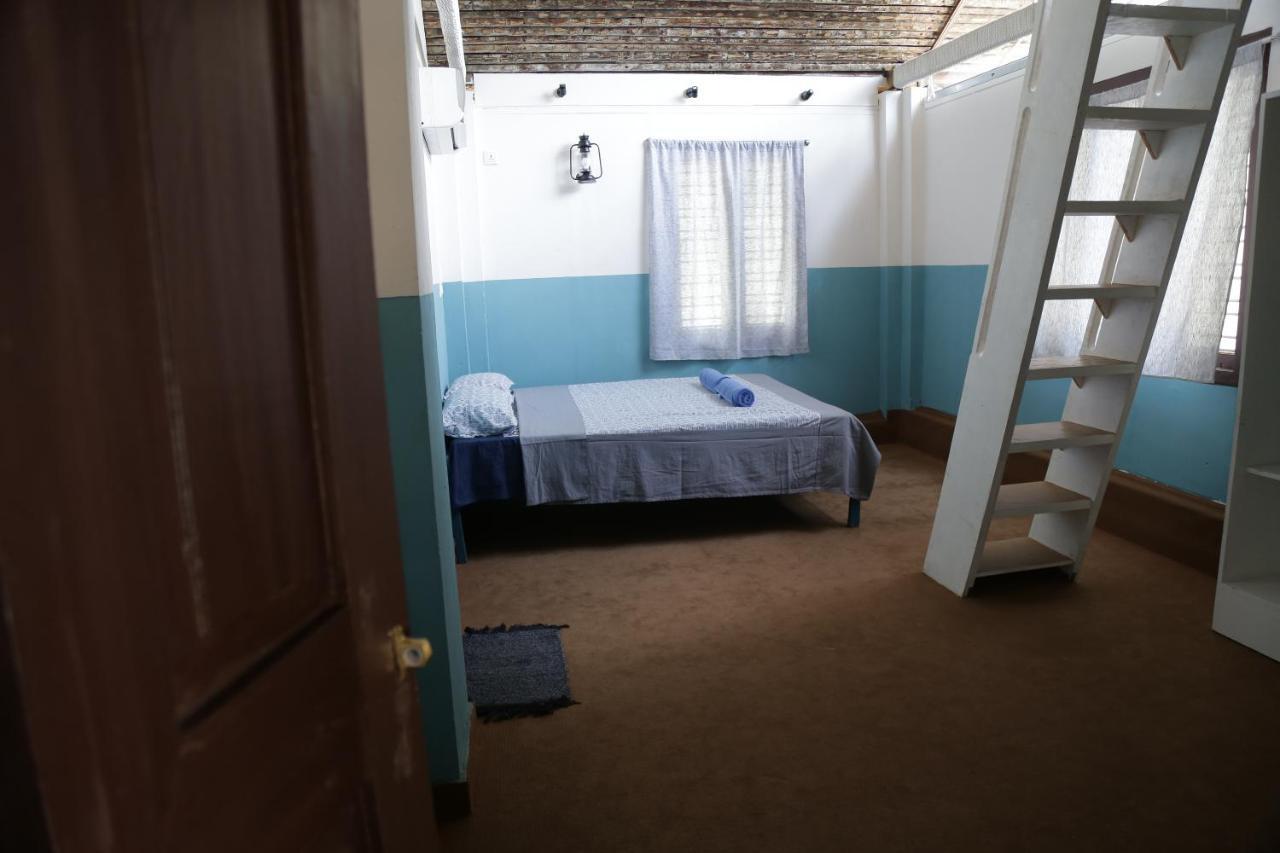 Hostel Calaila Varkala Ngoại thất bức ảnh